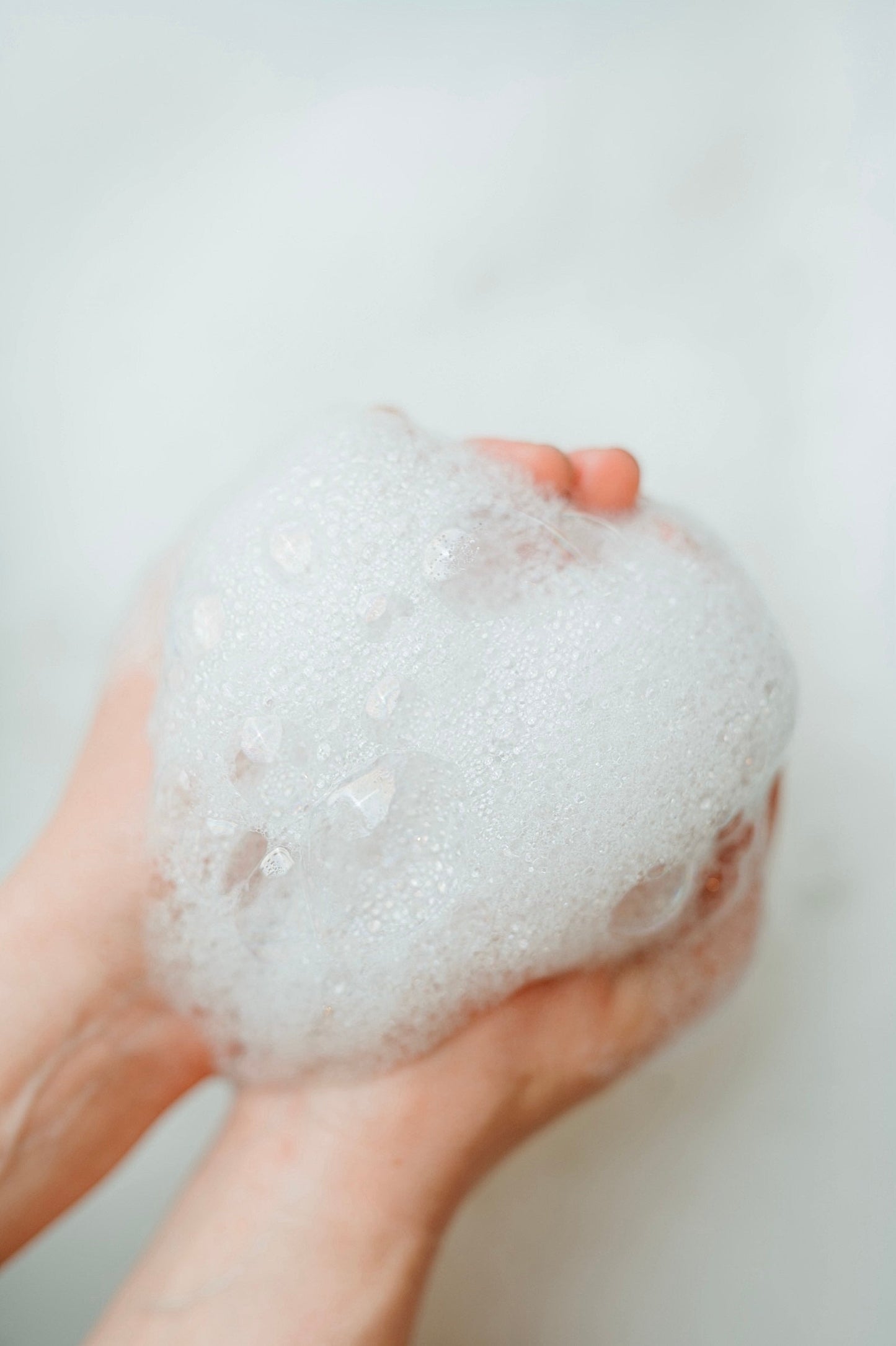 TAIGA Foaming Coconut Milk Bath | Cedar + Blood Orange