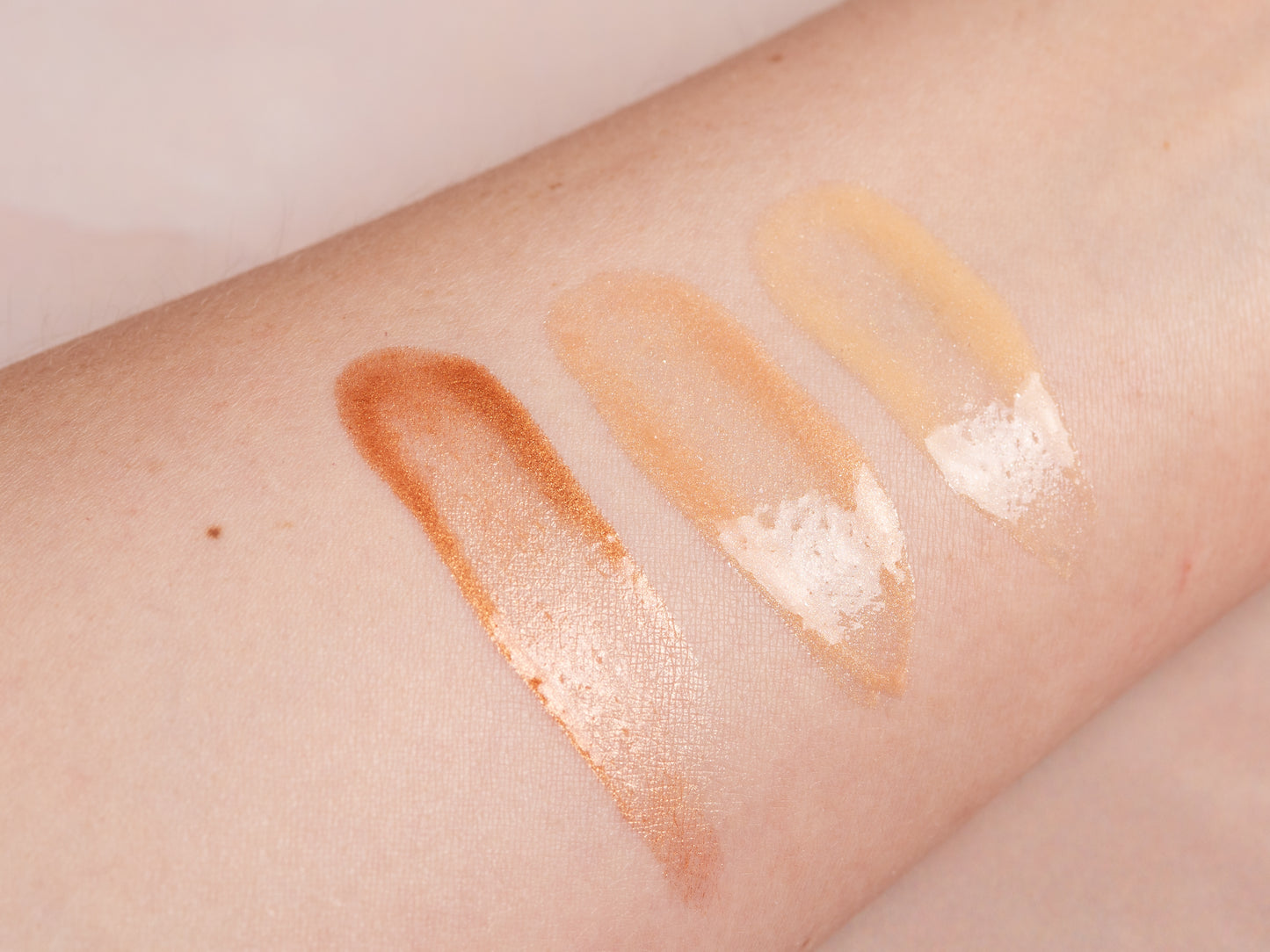 Rose Gold Glimmer Shimmer Serum