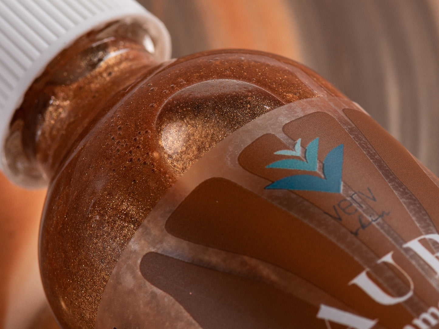 Beachy Bronze Shimmer Serum