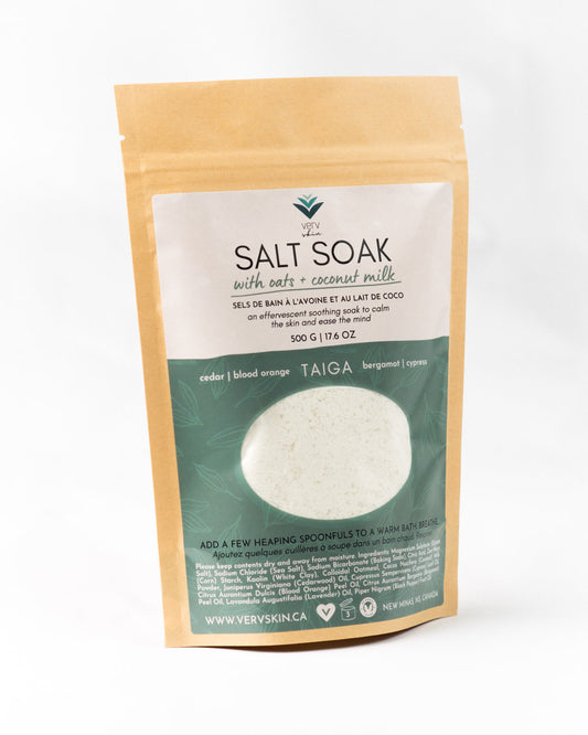 TAIGA Salt Soak with Coconut Milk & Oats (woodsy + peppery)