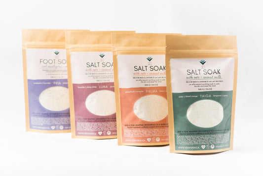 TAIGA Salt Soak with Coconut Milk & Oats (woodsy + peppery)